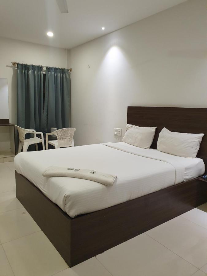 OYO BLR2467 Urban Inn Bangalore Bagian luar foto