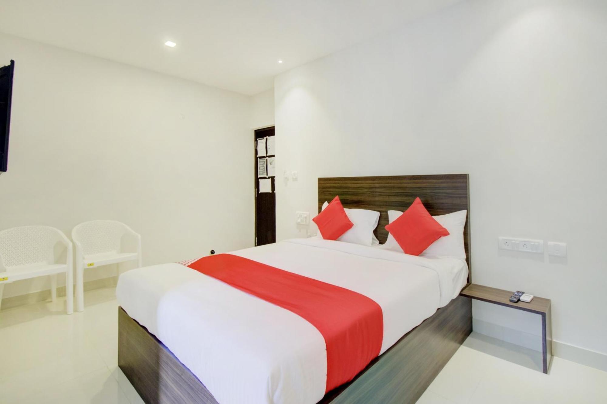 OYO BLR2467 Urban Inn Bangalore Bagian luar foto