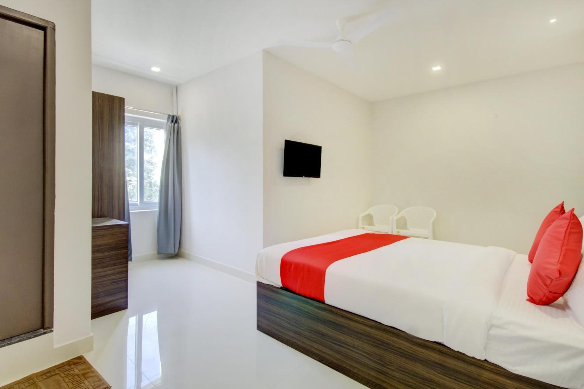 OYO BLR2467 Urban Inn Bangalore Bagian luar foto